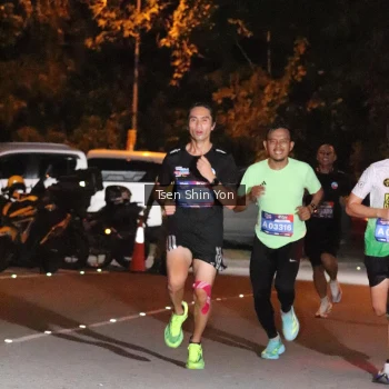 Runner Photo 3762264