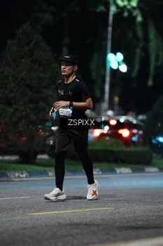 Runner Photo 3762349