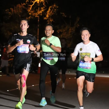 Runner Photo 3762360
