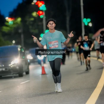 Runner Photo 3762615