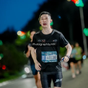 Runner Photo 3762709