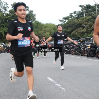Runner Photo 3762738