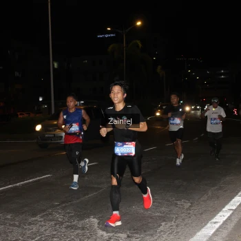 Runner Photo 3762744