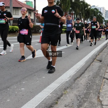 Runner Photo 3762766