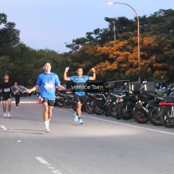 Runner Photo 3762820