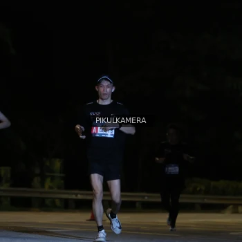 Runner Photo 3763316