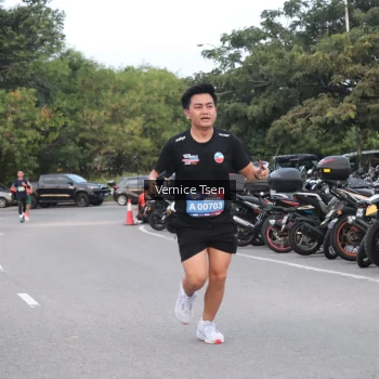 Runner Photo 3763472