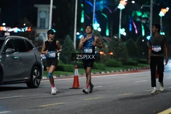 Runner Photo 3763475