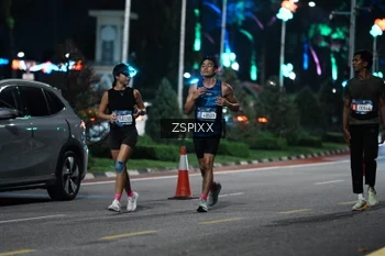Runner Photo 3763477