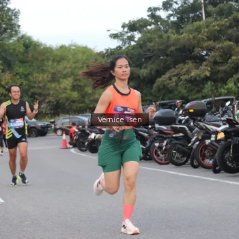 Runner Photo 3763621
