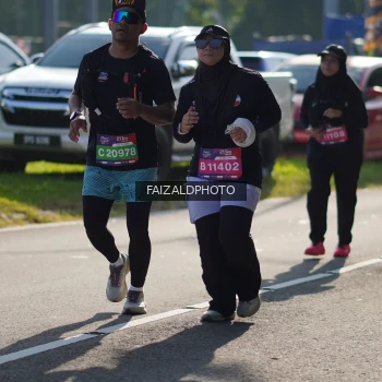 Runner Photo 3763635