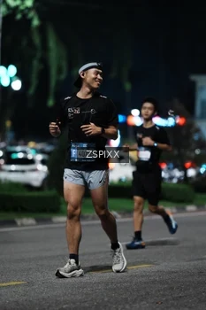 Runner Photo 3763769