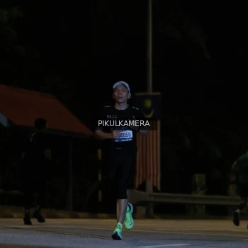 Runner Photo 3763800