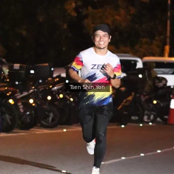 Runner Photo 3763846