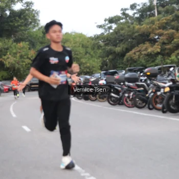 Runner Photo 3764031