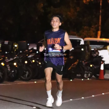 Runner Photo 3764143