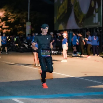 Runner Photo 3764174