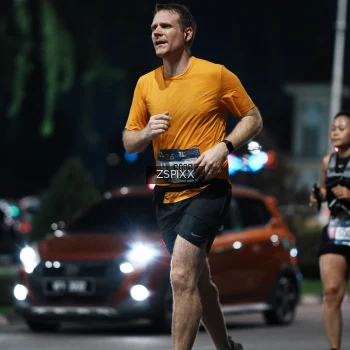 Runner Photo 3764177