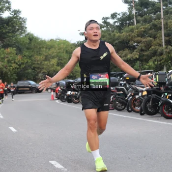 Runner Photo 3764189