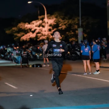 Runner Photo 3764247