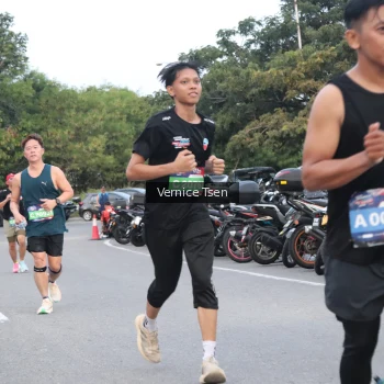 Runner Photo 3764499