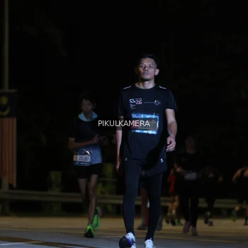 Runner Photo 3764565