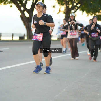 Runner Photo 3764665
