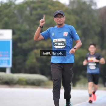 Runner Photo 3764710