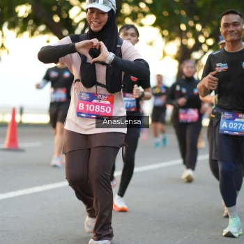 Runner Photo 3764712