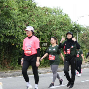 Runner Photo 3764713