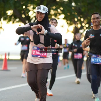 Runner Photo 3764717