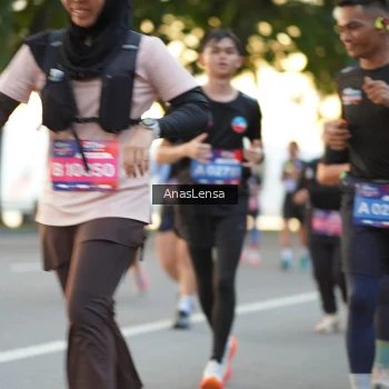 Runner Photo 3764730