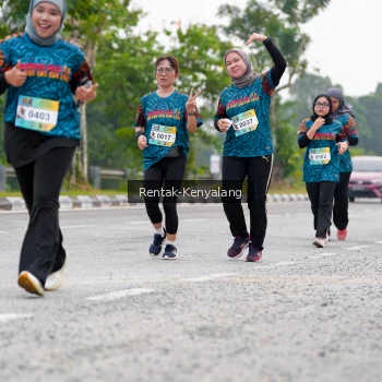 Runner Photo 3764738