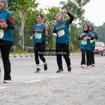 Runner Photo 3764763
