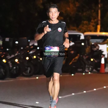 Runner Photo 3764777
