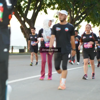 Runner Photo 3764833