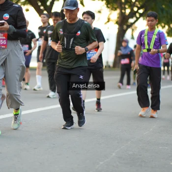 Runner Photo 3764936
