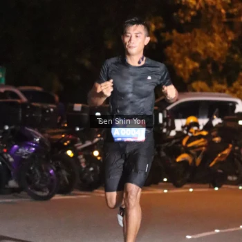 Runner Photo 3764975