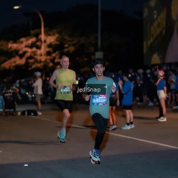 Runner Photo 3765008