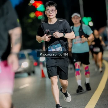Runner Photo 3765022