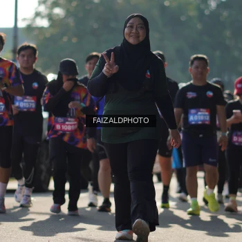 Runner Photo 3765023