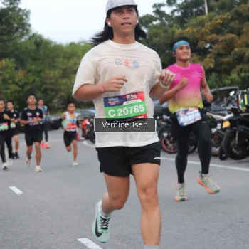 Runner Photo 3765028