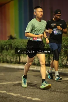 Runner Photo 3765055