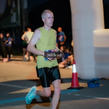 Runner Photo 3765074
