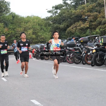 Runner Photo 3765096
