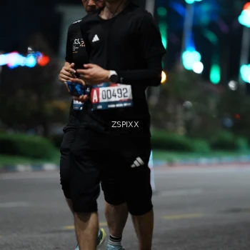 Runner Photo 3765114