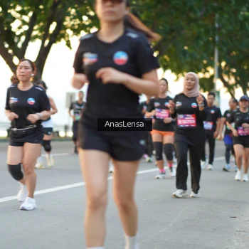 Runner Photo 3765213