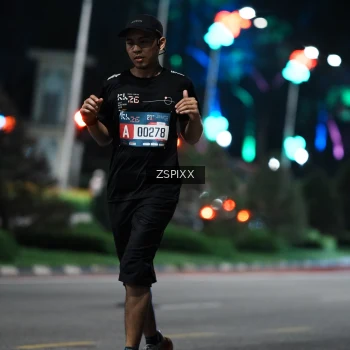 Runner Photo 3765218