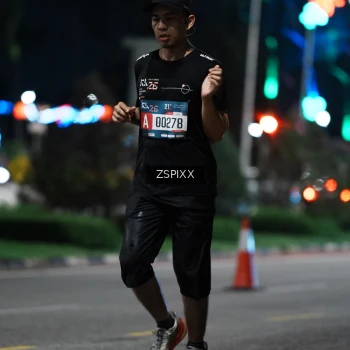 Runner Photo 3765257