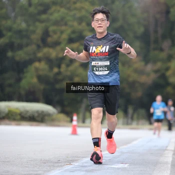 Runner Photo 3765273